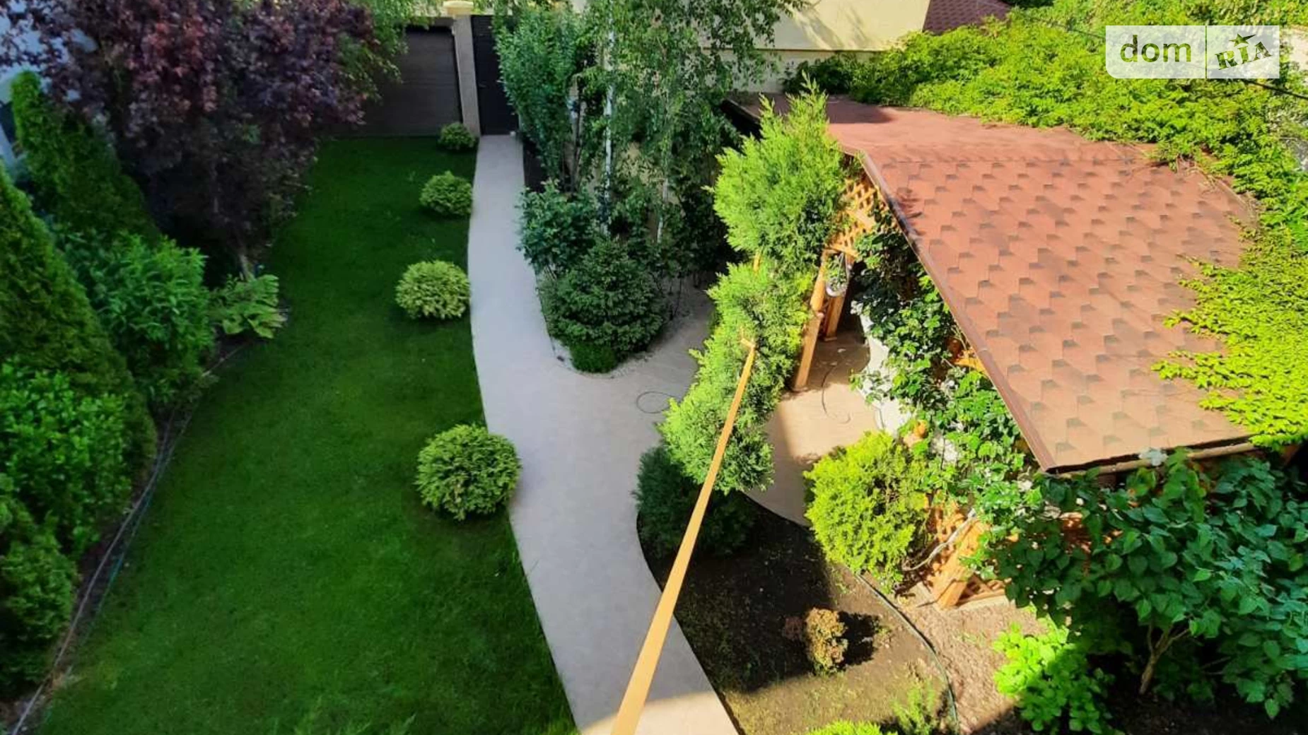 Продается дом на 2 этажа 180 кв. м с гаражом, цена: 450000 $ - фото 2