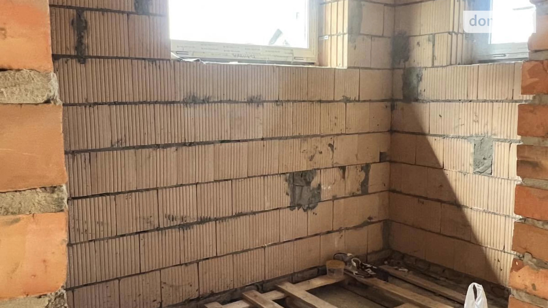 Продается дом на 2 этажа 104 кв. м с верандой, цена: 63000 $ - фото 5