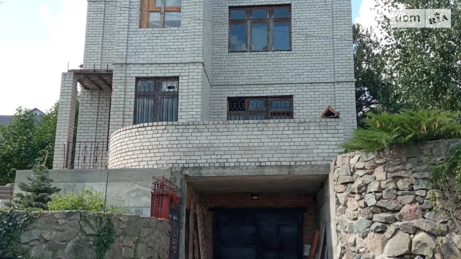 Продается дом на 3 этажа 365.1 кв. м с балконом, цена: 88000 $ - фото 2