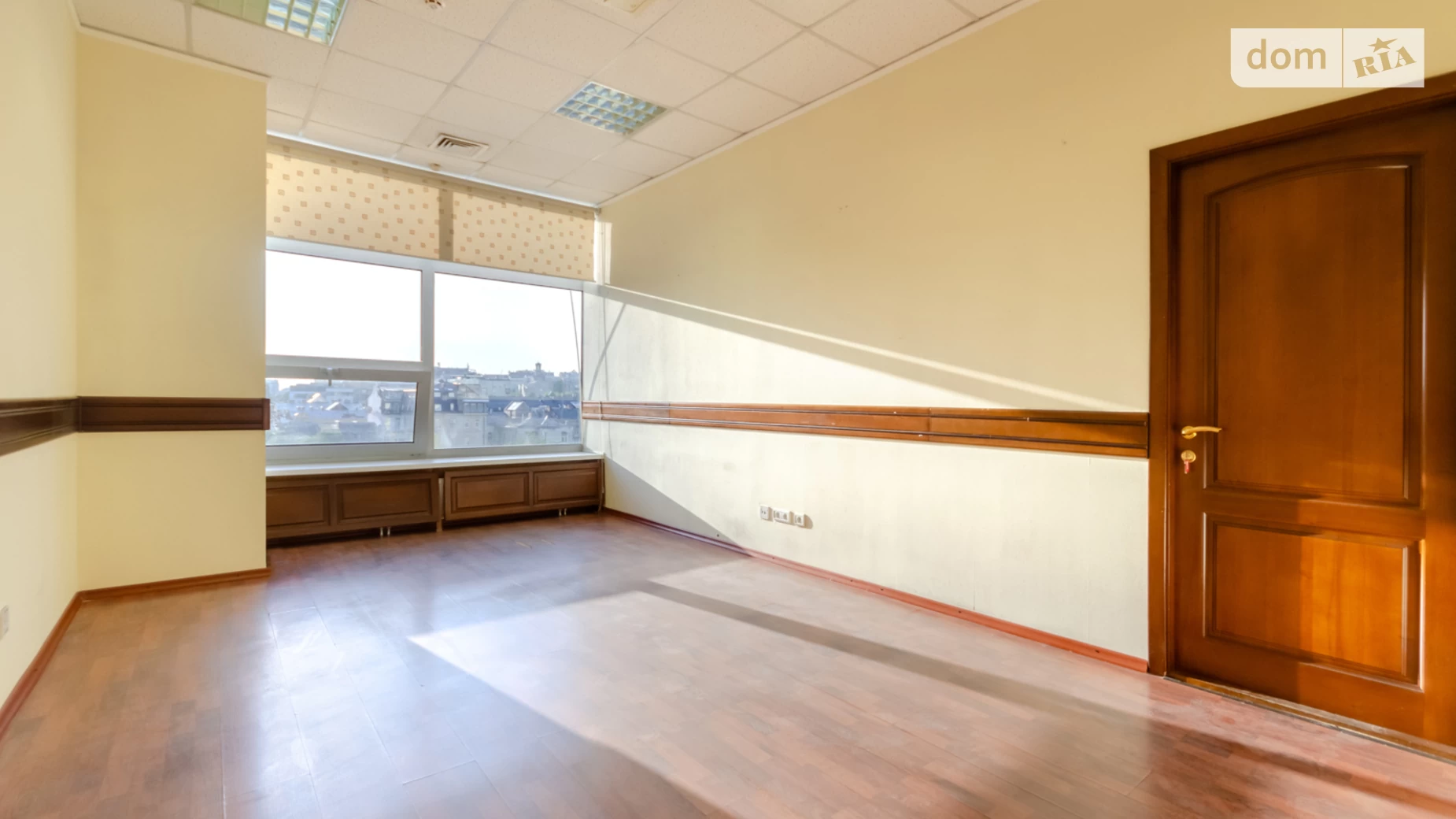 Сдается в аренду офис 65 кв. м в бизнес-центре, цена: 22750 грн - фото 3