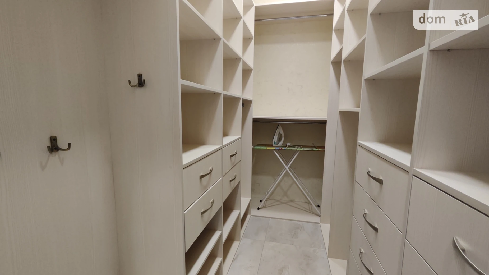 Сдается в аренду 1-комнатная квартира 56 кв. м в Одессе, бул. Итальянский, 1А - фото 2