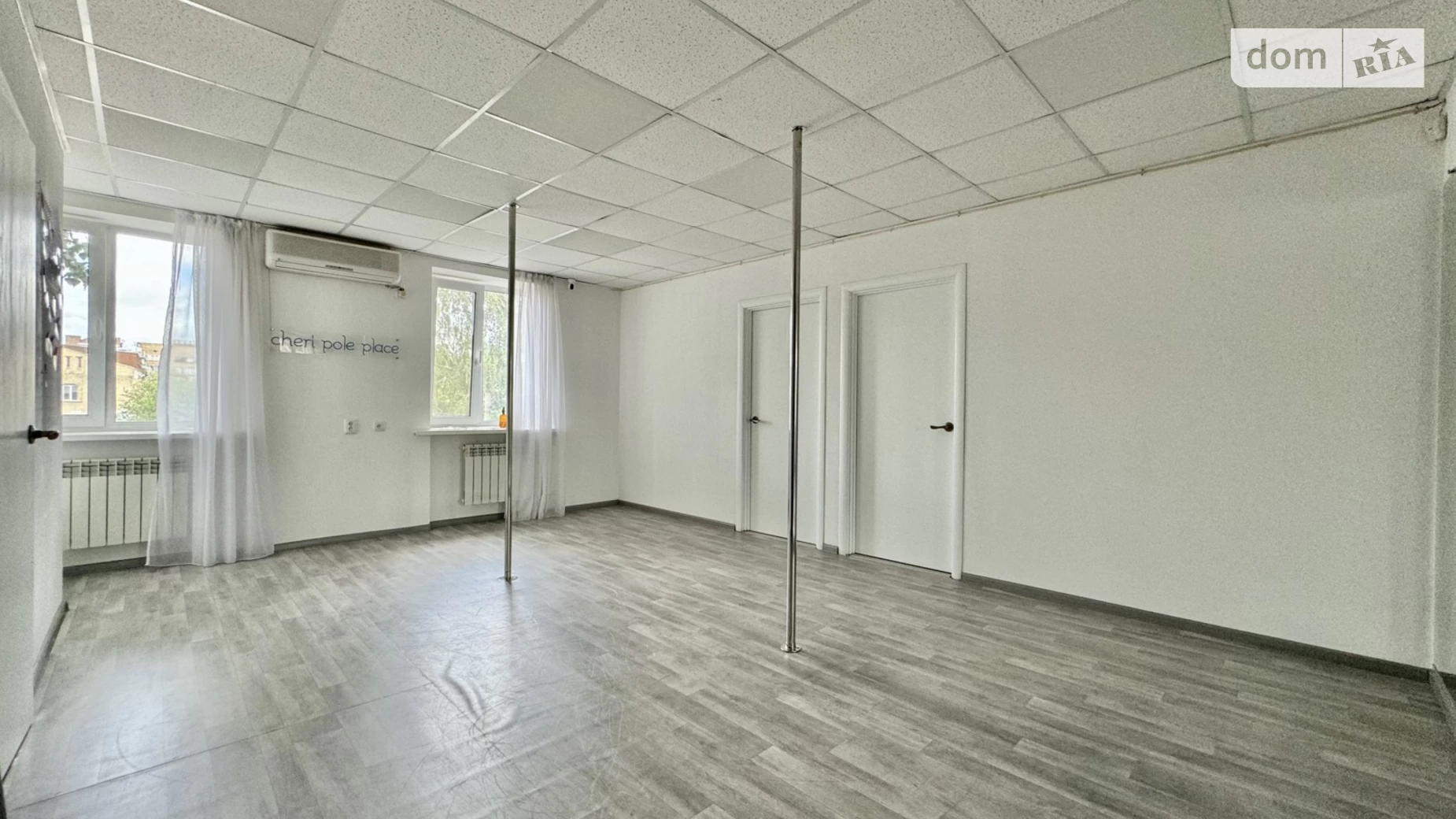 Продається офіс 108 кв. м в бізнес-центрі, цена: 120000 $ - фото 2
