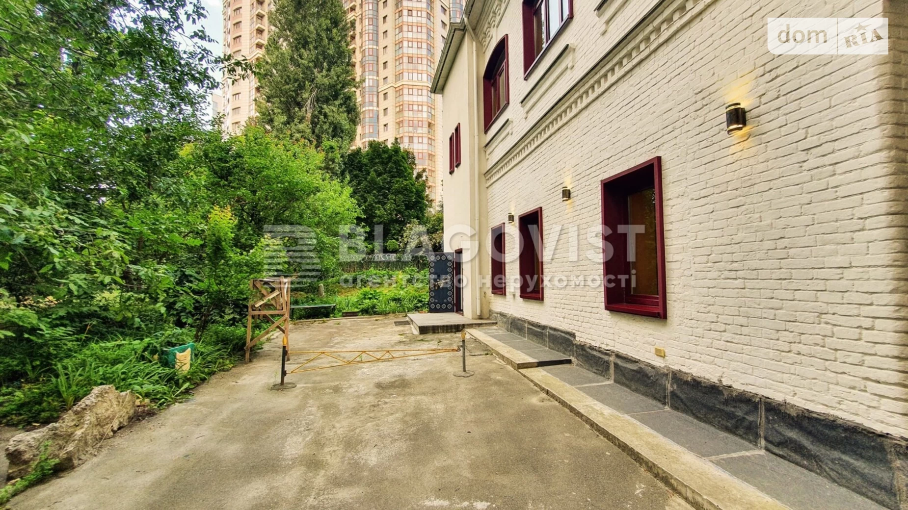 Сдается в аренду офис 180 кв. м в бизнес-центре, цена: 2500 $ - фото 4