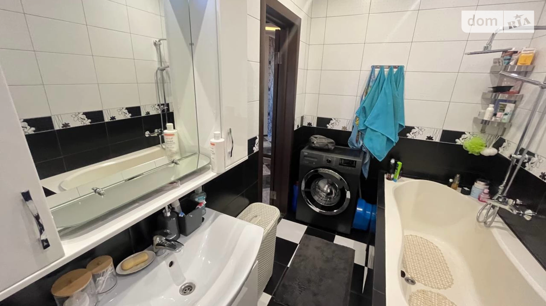 Продается 3-комнатная квартира 74 кв. м в Ивано-Франковске, ул. Тычины, 65 - фото 4