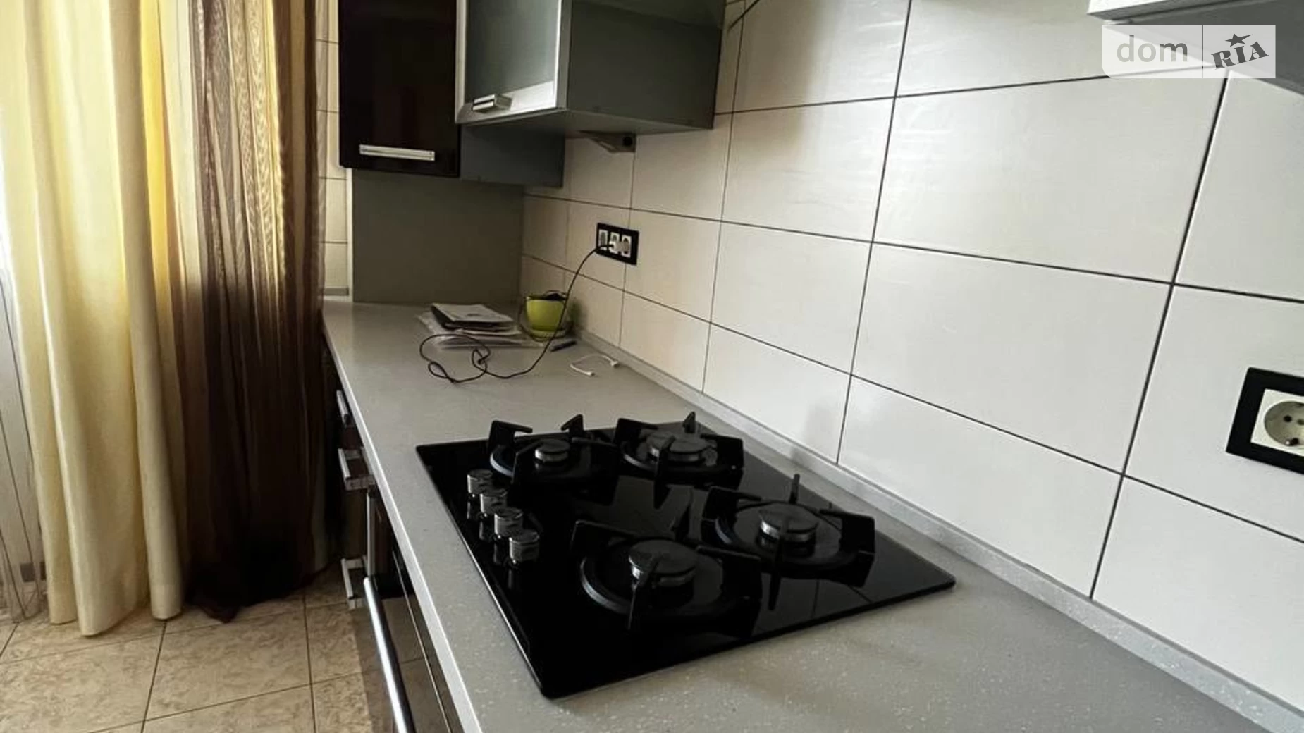 Продается 2-комнатная квартира 76.7 кв. м в Ивано-Франковске, ул. Молодежная, 55 - фото 4