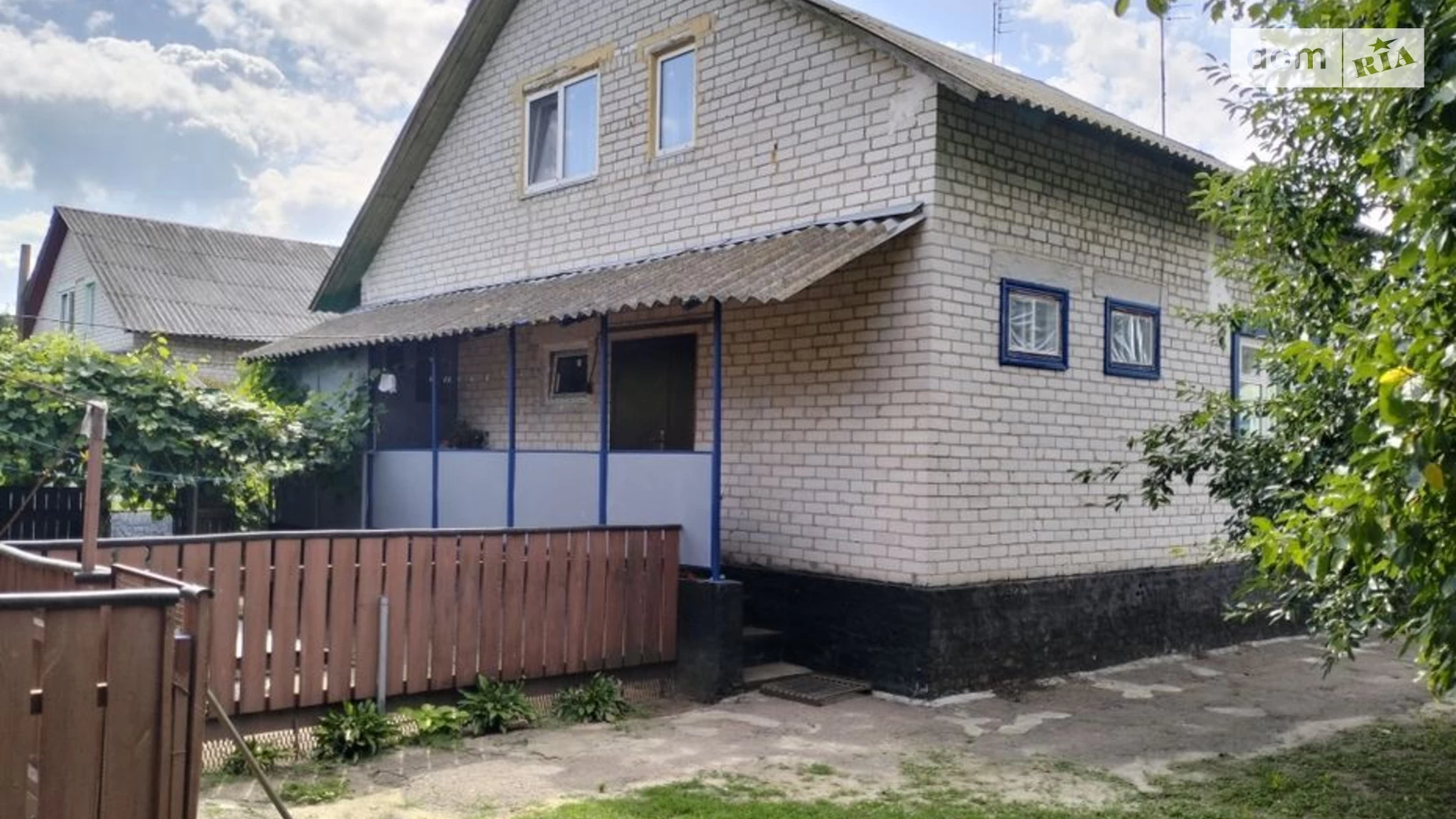 Продается дом на 2 этажа 100 кв. м с бассейном, цена: 25000 $ - фото 2