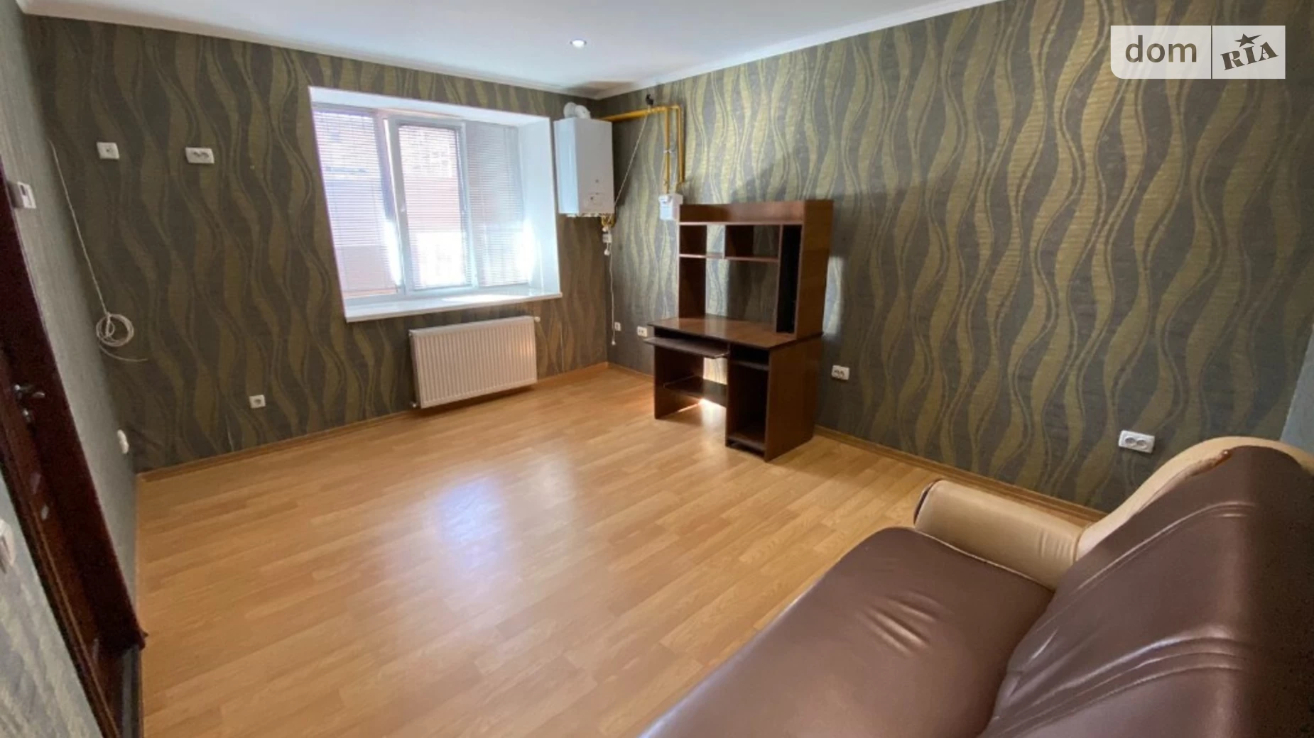 Сдается в аренду офис 57 кв. м в бизнес-центре, цена: 280 $ - фото 2