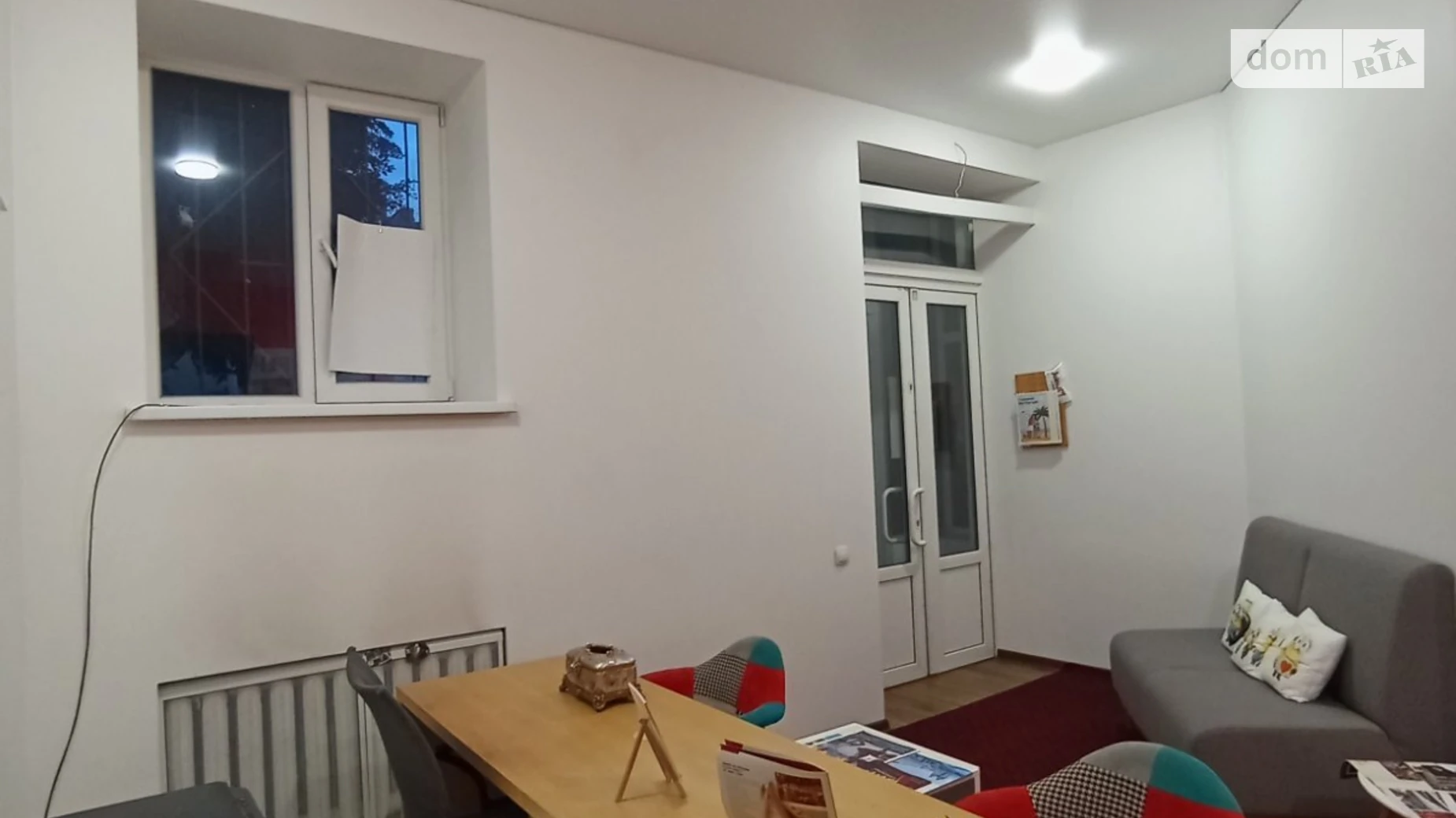 Сдается в аренду помещения свободного назначения 22.3 кв. м в 5-этажном здании, цена: 15000 грн - фото 2