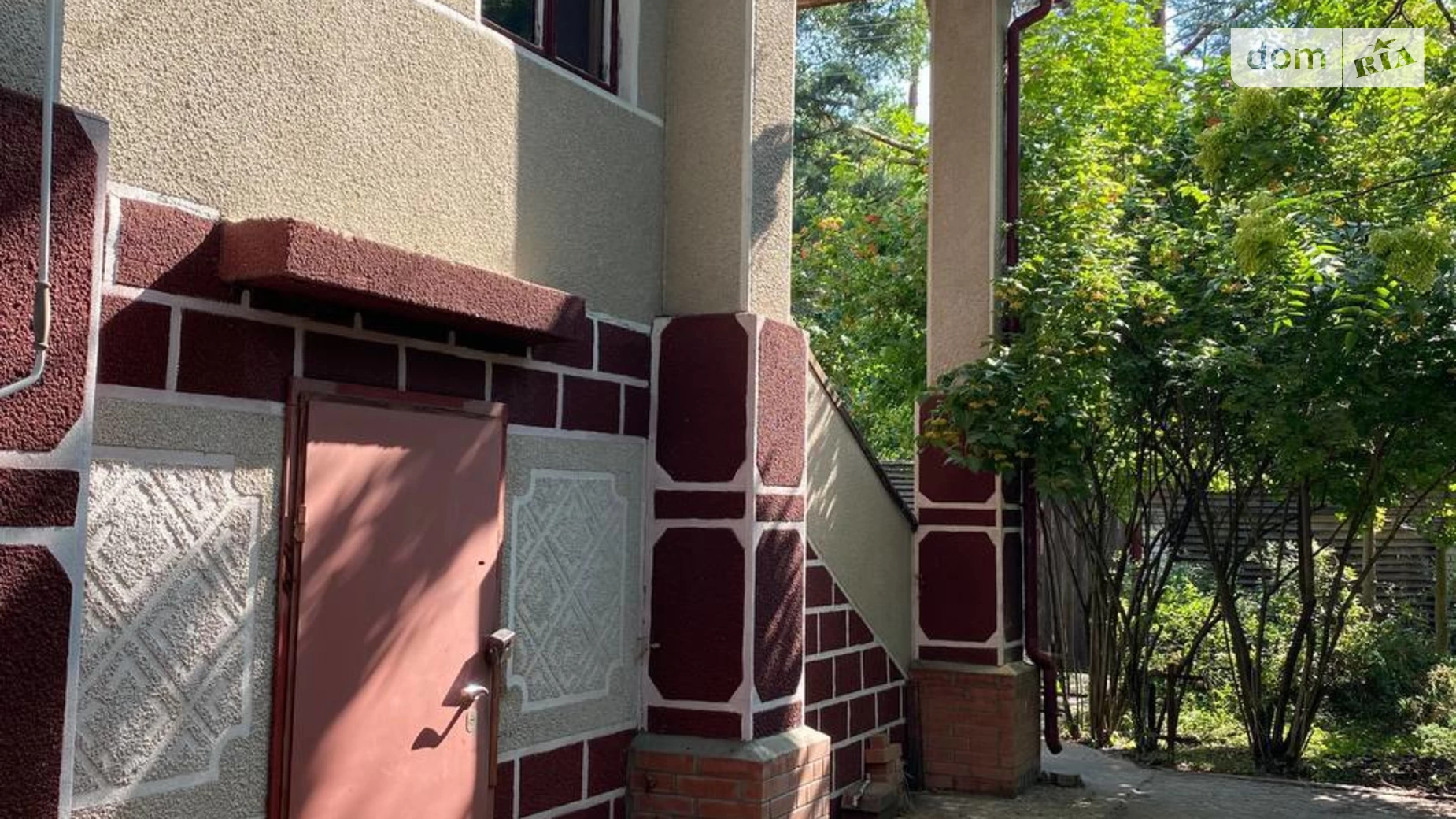 Продается дом на 2 этажа 268 кв. м с беседкой, цена: 120000 $ - фото 2