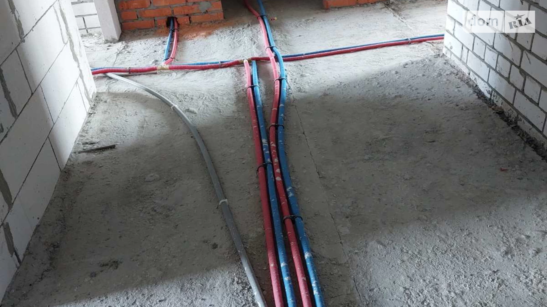 Продається 2-кімнатна квартира 74 кв. м у Черкасах, вул. Добровольчих Батальйонів, 203/2 - фото 3