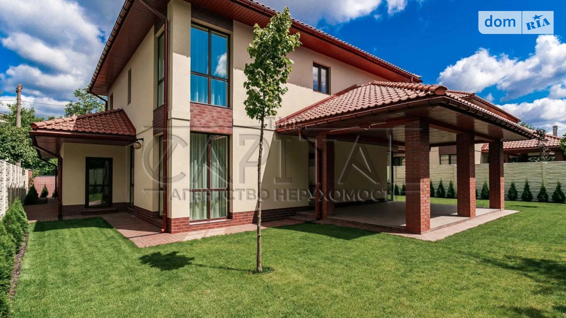 Продается дом на 2 этажа 250 кв. м с камином, цена: 520000 $ - фото 2