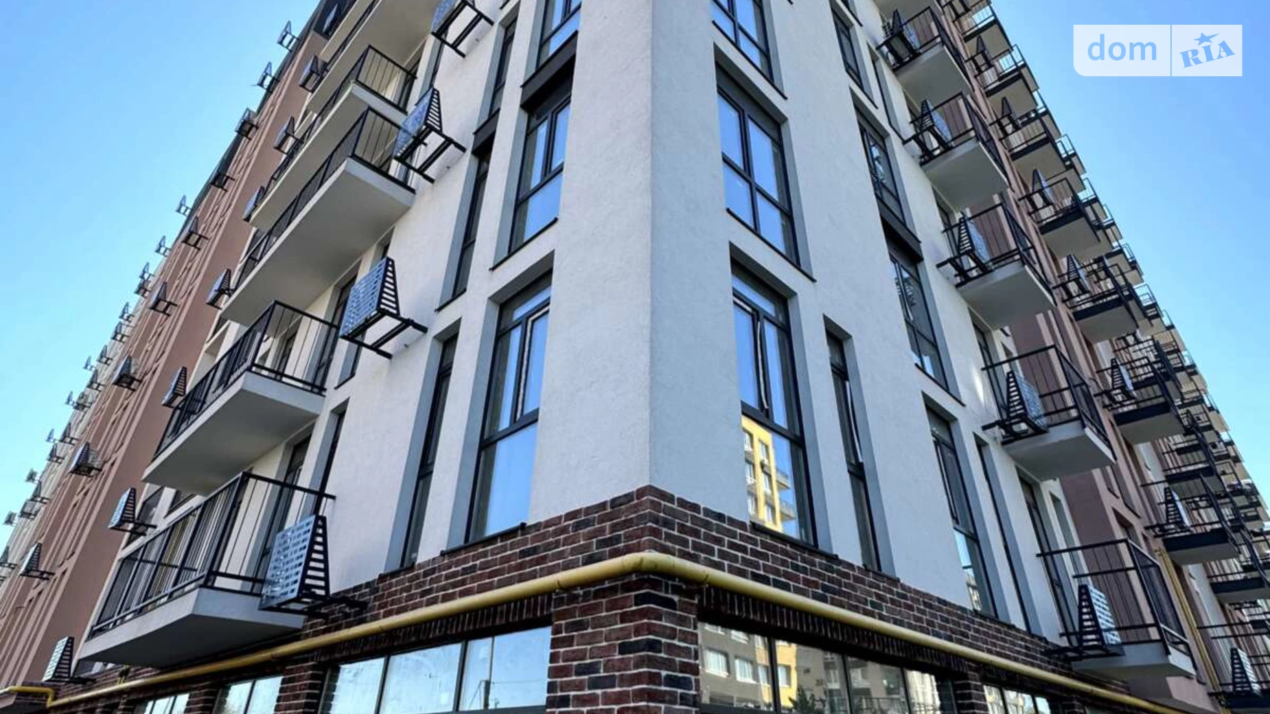 Продается 1-комнатная квартира 44.1 кв. м в Львове, ул. Под Голоском, 16 - фото 2