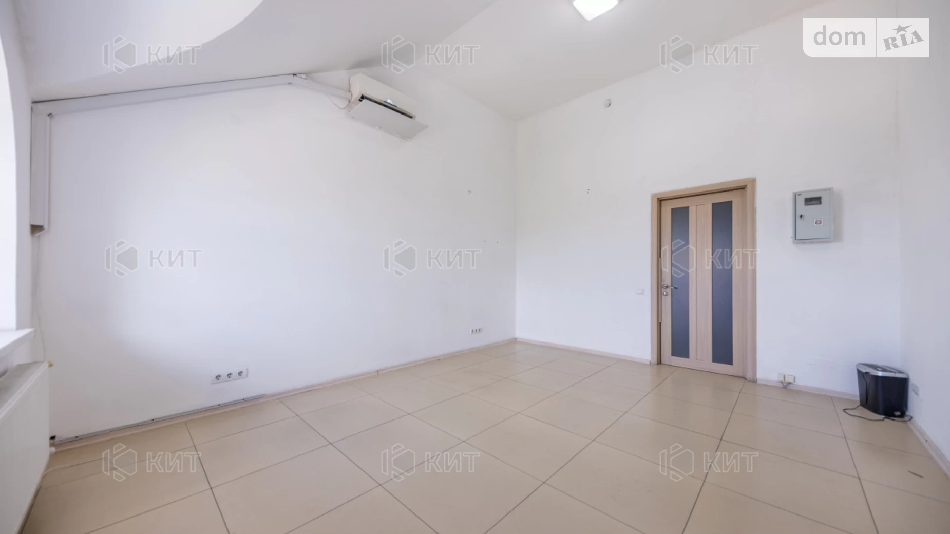 Сдается в аренду офис 20 кв. м в бизнес-центре, цена: 3200 грн - фото 5