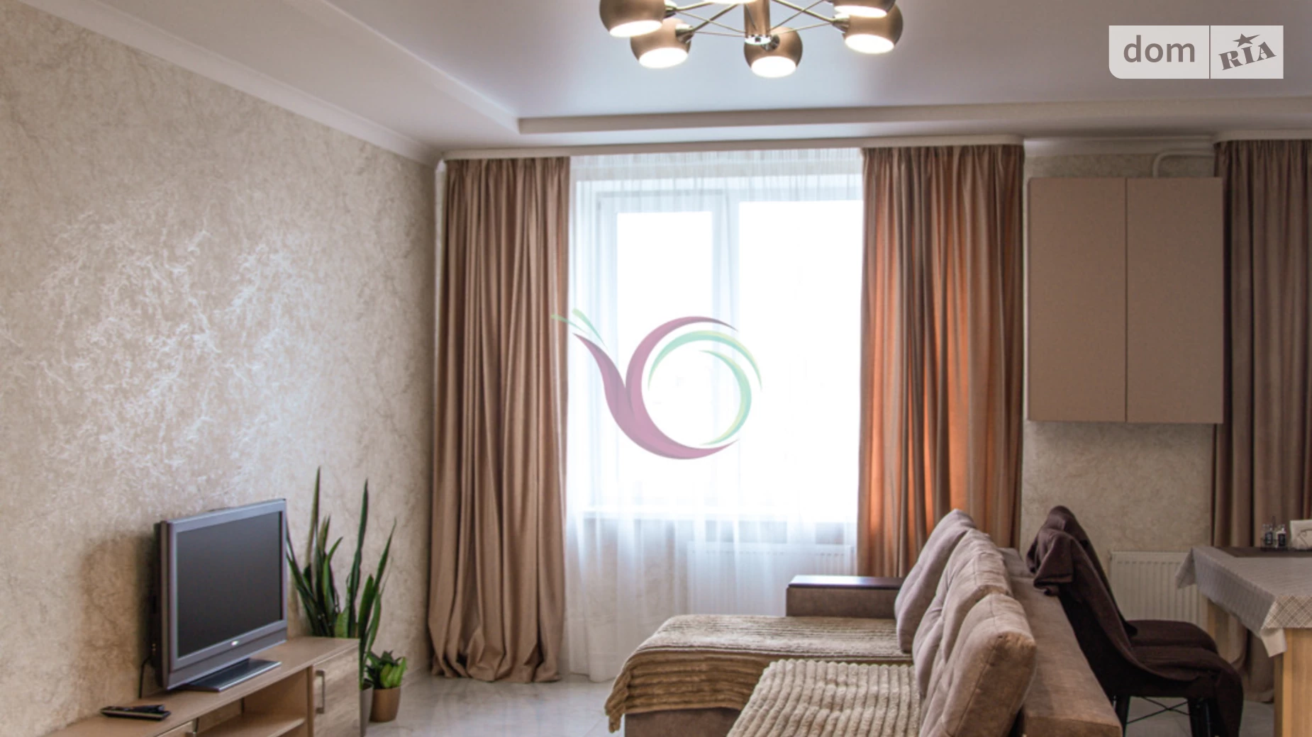 2-комнатная квартира 70 кв. м в Луцке, ул. Яровица - фото 4
