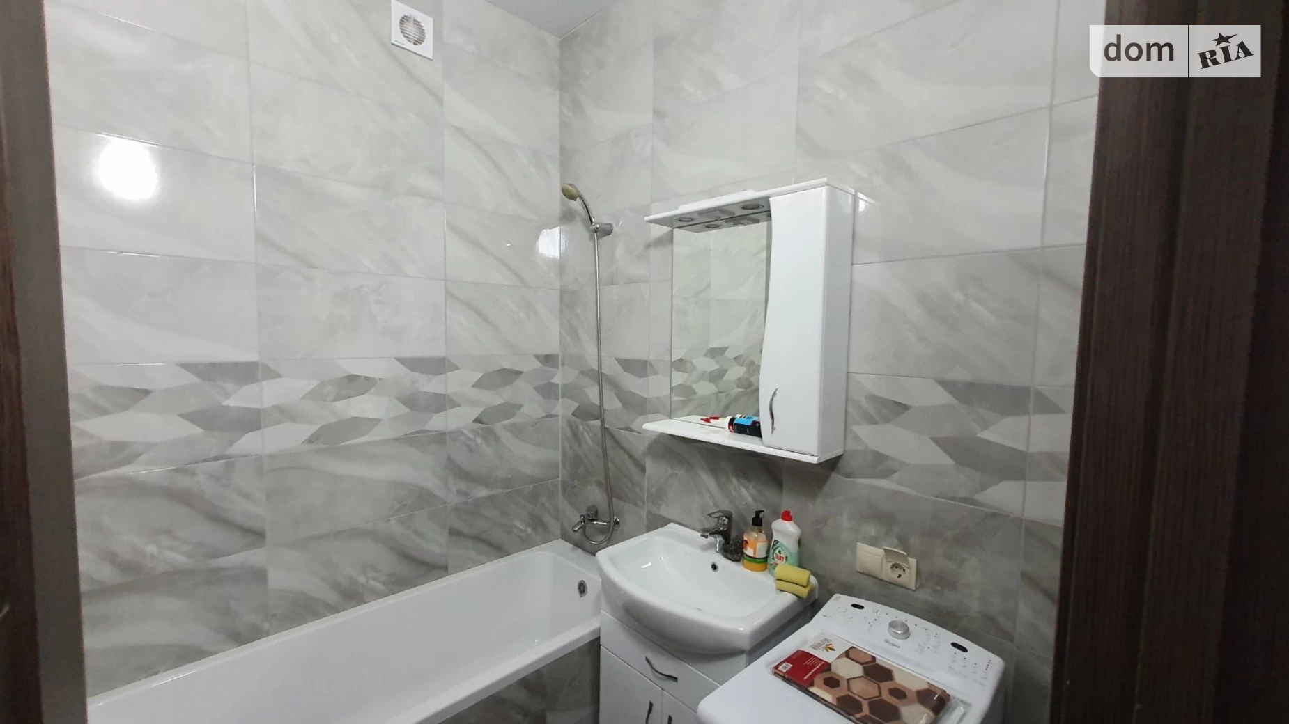 Продается 2-комнатная квартира 73 кв. м в Минае, пер. Парковый, 1 - фото 4
