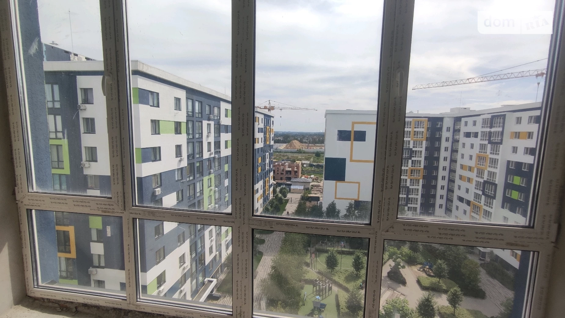 Продается 1-комнатная квартира 37 кв. м в Буче, бул. Леонида Бирюкова, 9 - фото 2