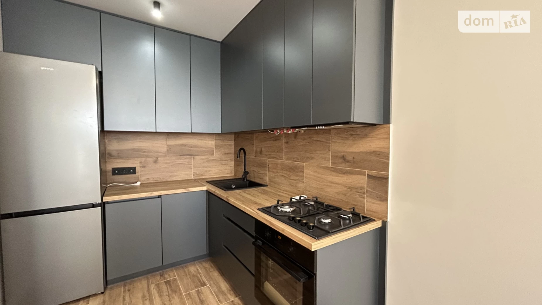 Продається 1-кімнатна квартира 36.7 кв. м у Ірпені, вул. Павленка, 58 - фото 2