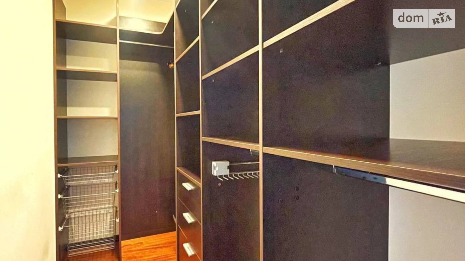 Сдается в аренду 4-комнатная квартира 260 кв. м в Днепре, ул. Дольник Архитектора, 15 - фото 3
