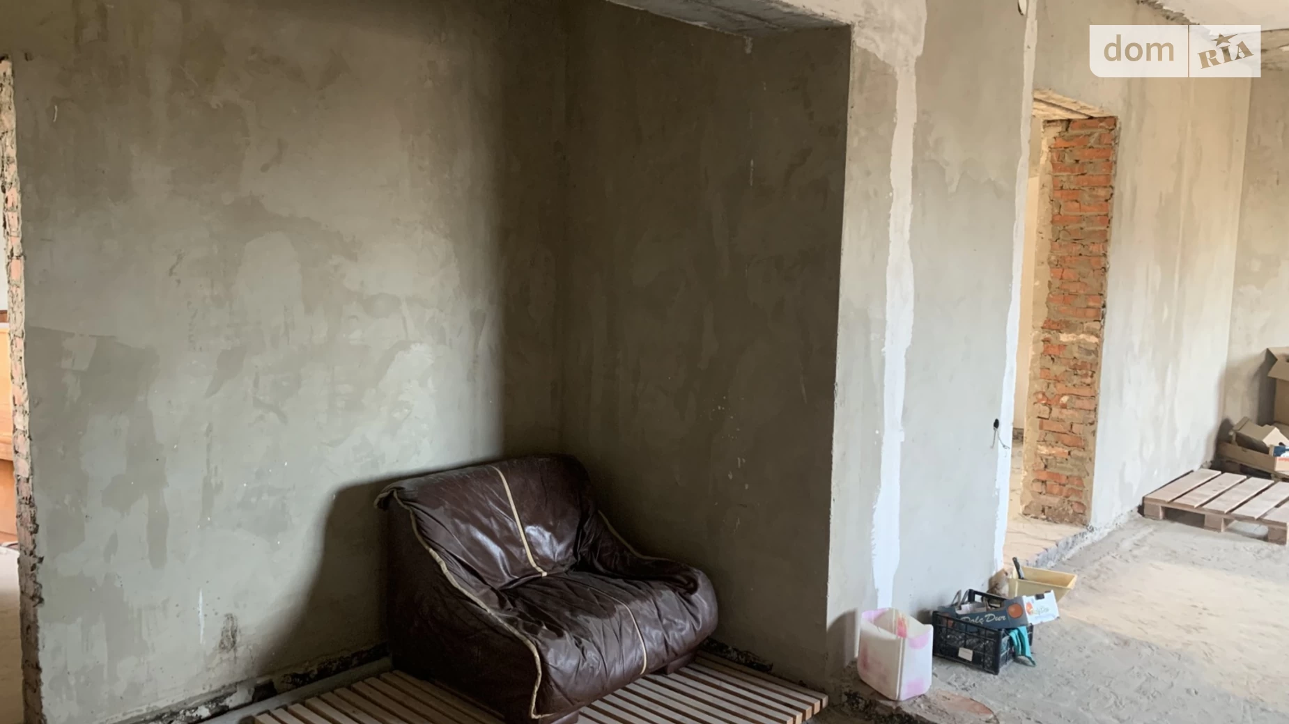 Продается дом на 2 этажа 260 кв. м с садом, цена: 285000 $ - фото 3