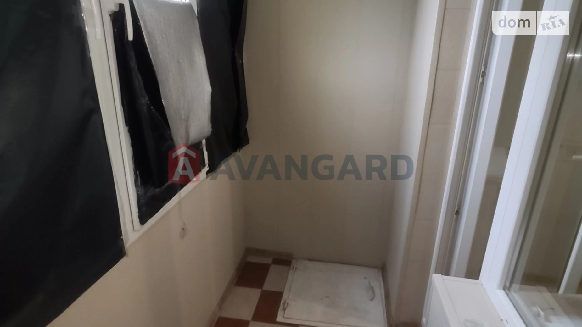 Продается 4-комнатная квартира 77.1 кв. м в Каменском, просп. Металлургов, 52 - фото 4