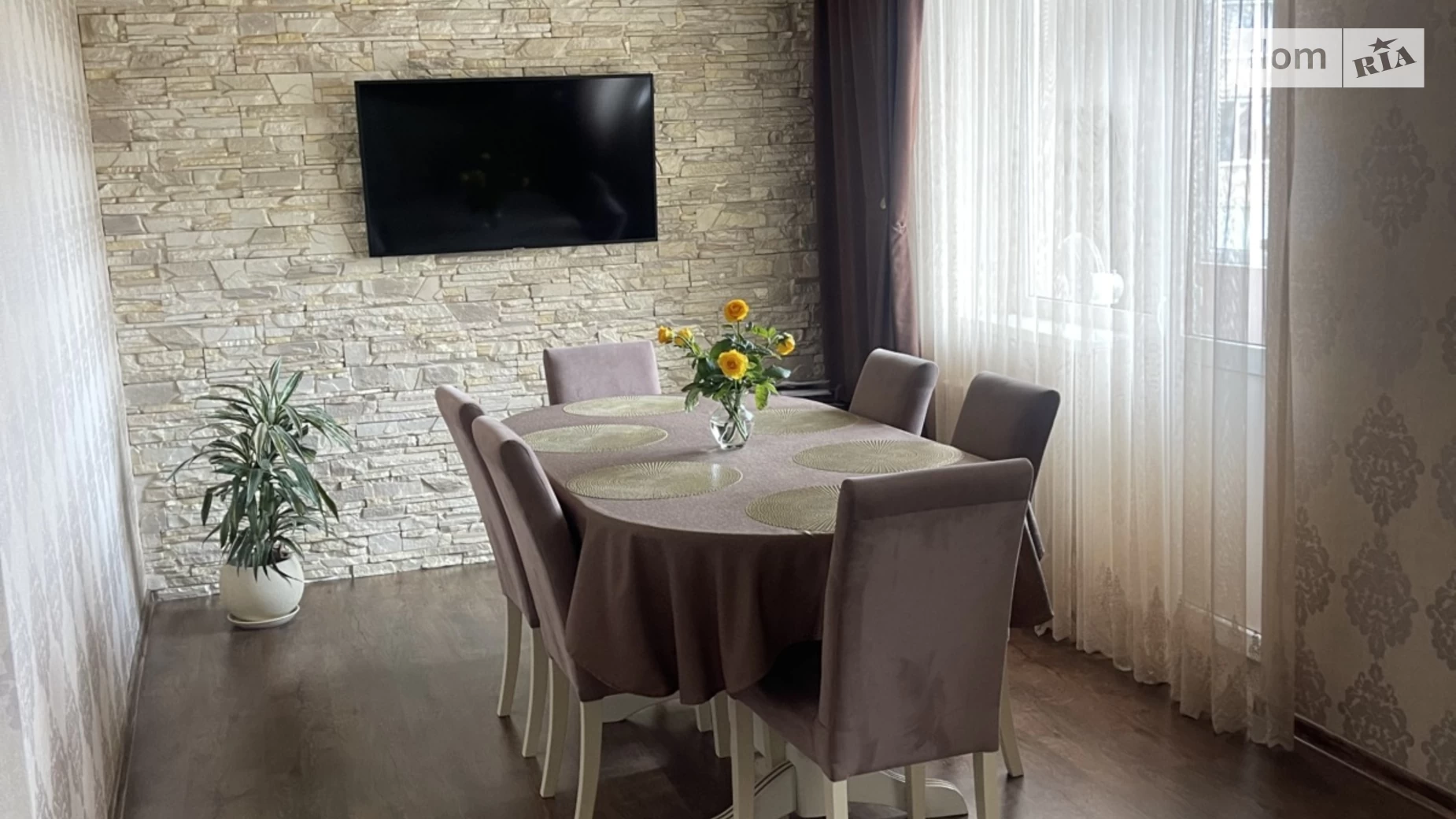 Продается 2-комнатная квартира 83 кв. м в Минае, ул. Августина Волошина, 6В - фото 2
