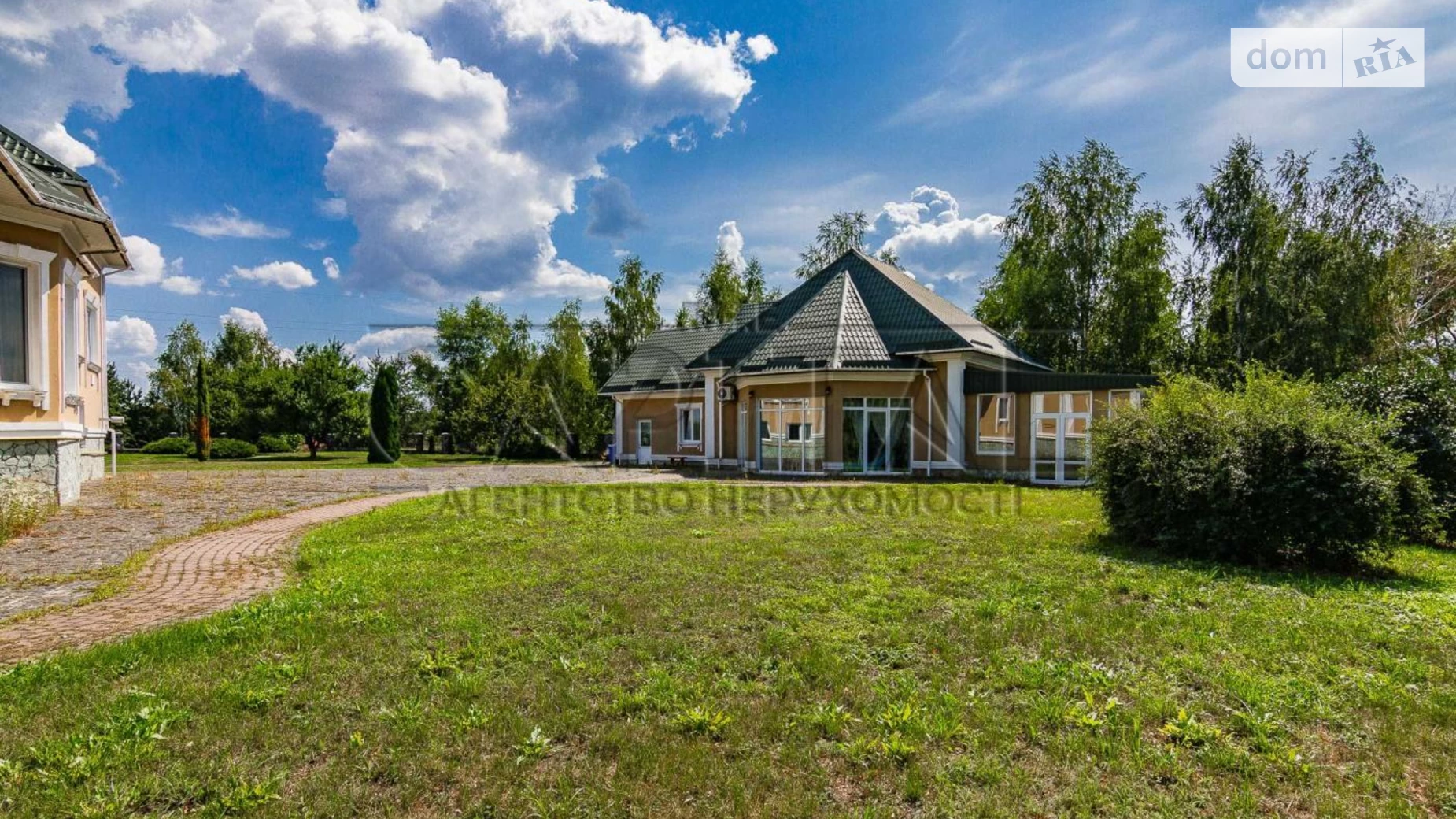 Продається одноповерховий будинок 300 кв. м с басейном, цена: 610000 $ - фото 4