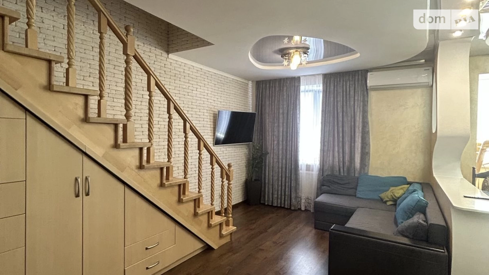 Продается 3-комнатная квартира 120.7 кв. м в Ровно, ул. Соборная, 285А - фото 4