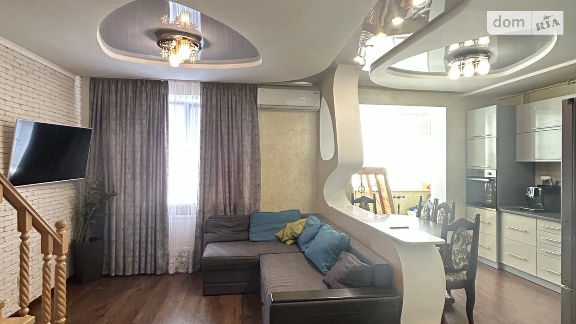 Продается 3-комнатная квартира 120.7 кв. м в Ровно, ул. Соборная, 285А - фото 5