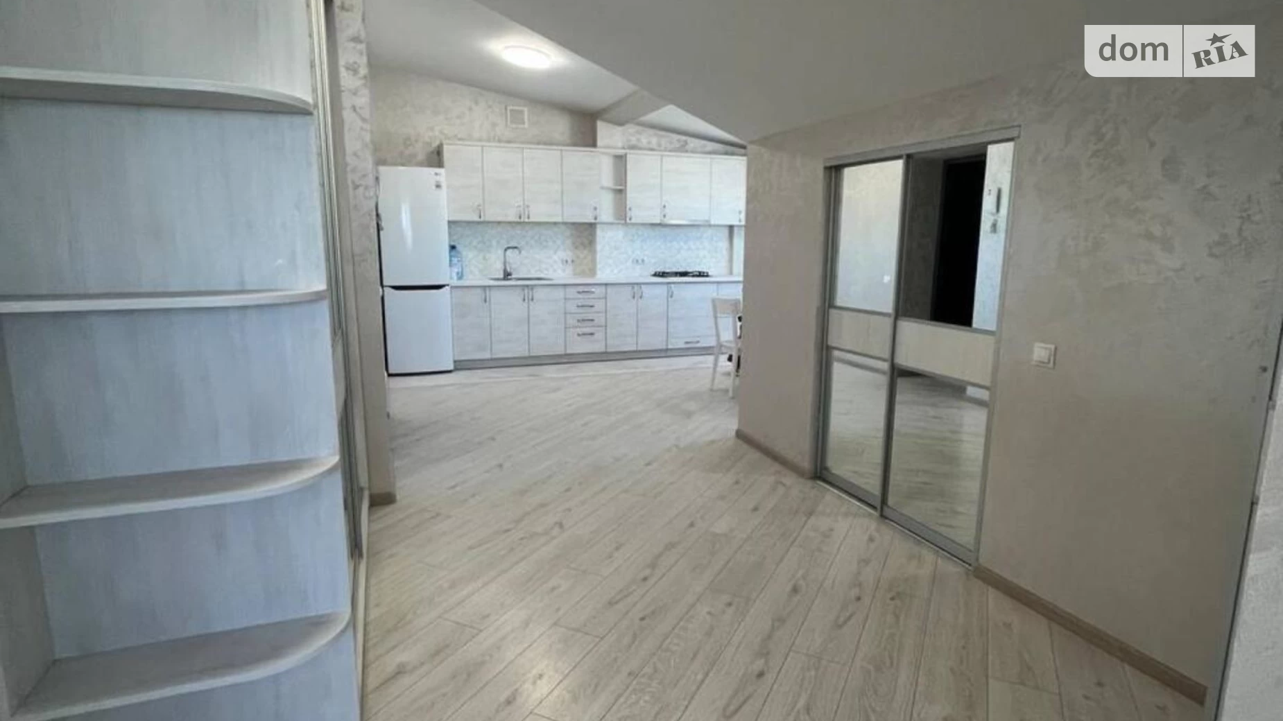 Продается 1-комнатная квартира 82.3 кв. м в Ивано-Франковске, ул. Пасечная, 44 - фото 4