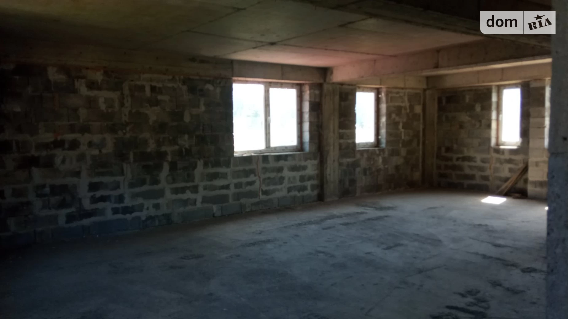 Здається в оренду офіс 910 кв. м в бізнес-центрі, цена: 15000 $ - фото 2