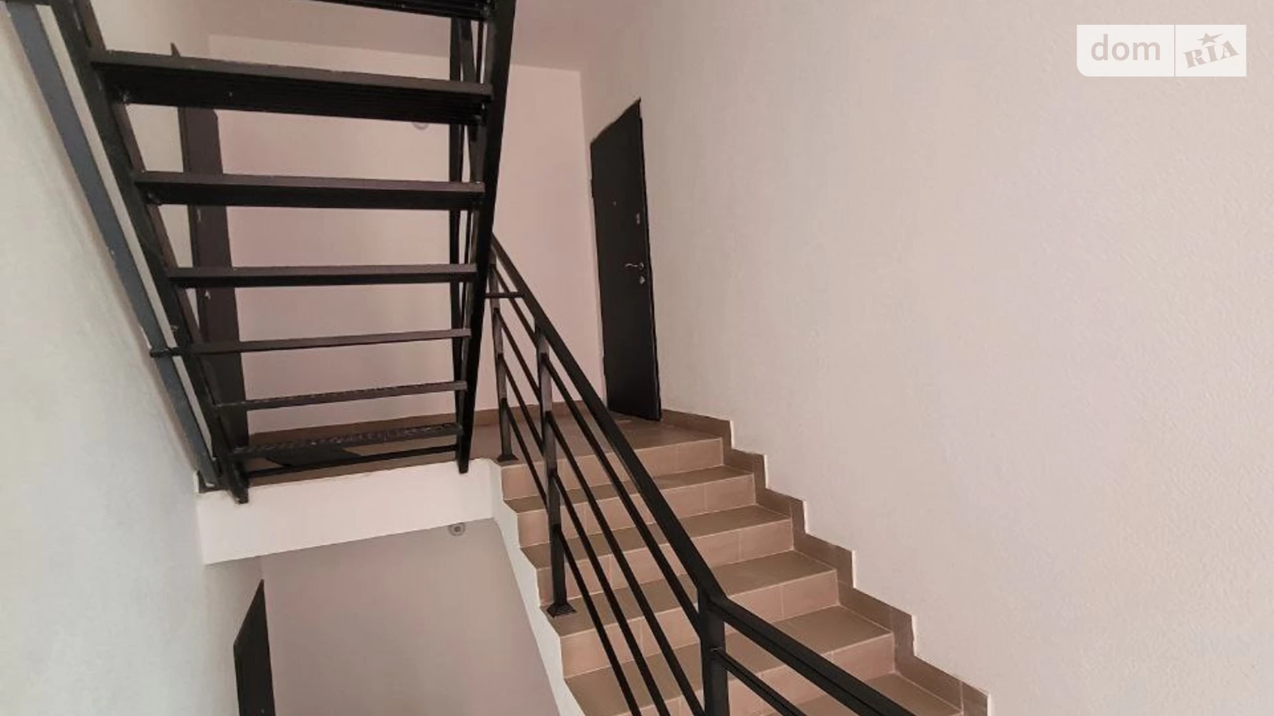 Продається 3-кімнатна квартира 65.7 кв. м у Винниках, вул. Калинова, 12 - фото 2