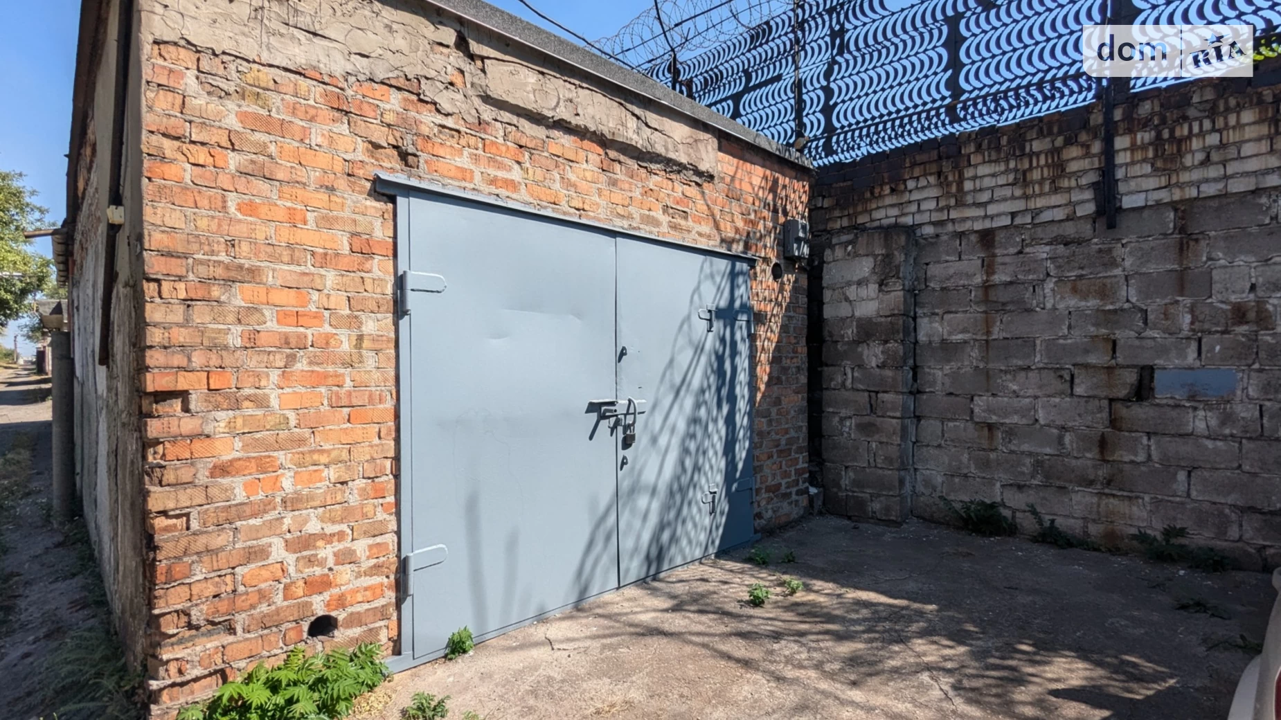Продается место в гаражном кооперативе под легковое авто на 24 кв. м, цена: 5000 $ - фото 2