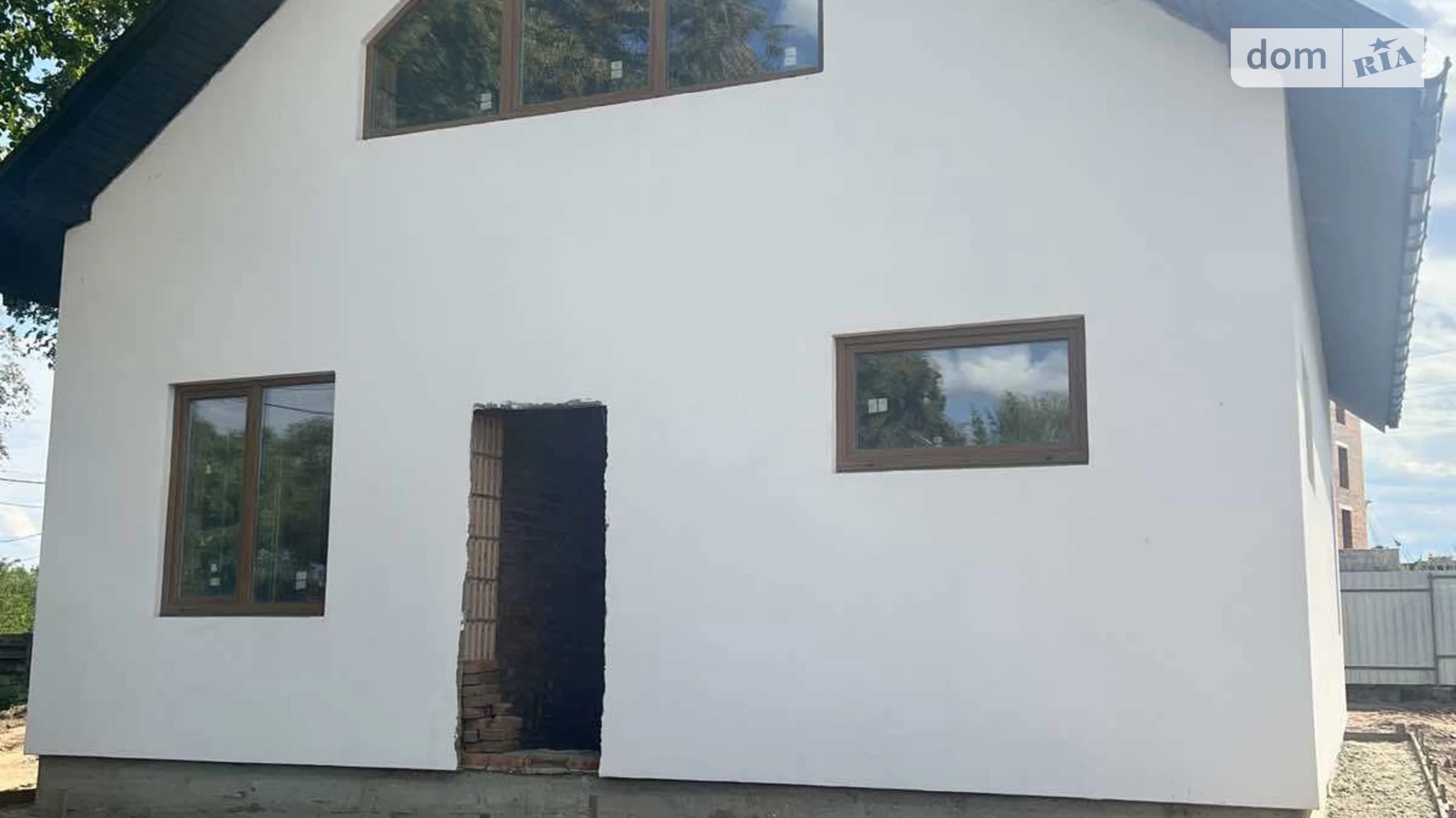 Продается дом на 2 этажа 120 кв. м с гаражом, цена: 61000 $ - фото 3