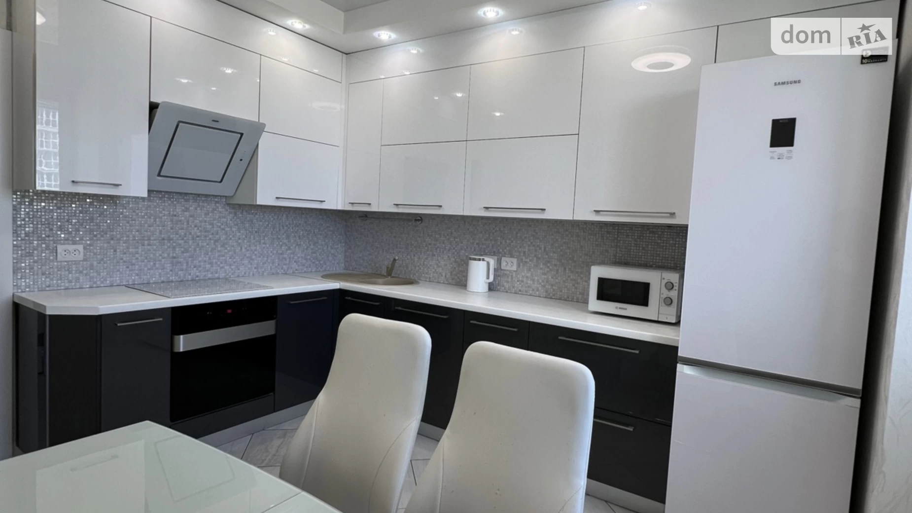 Продается 2-комнатная квартира 55.7 кв. м в Буче, ул. Бориса Гмыри - фото 4