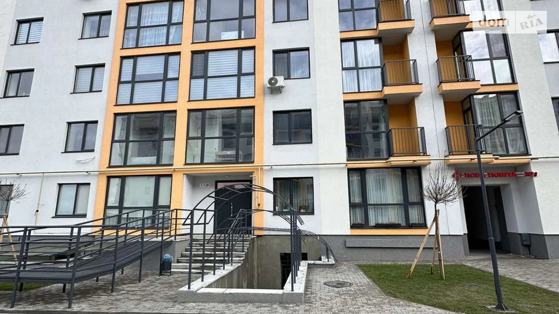 Продается 2-комнатная квартира 65 кв. м в Березиной, ул. Радужная, 101 - фото 2