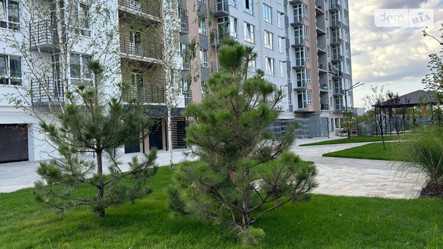 Продается 1-комнатная квартира 46.9 кв. м в Слобожанском, ул. Семейная, 6 - фото 4