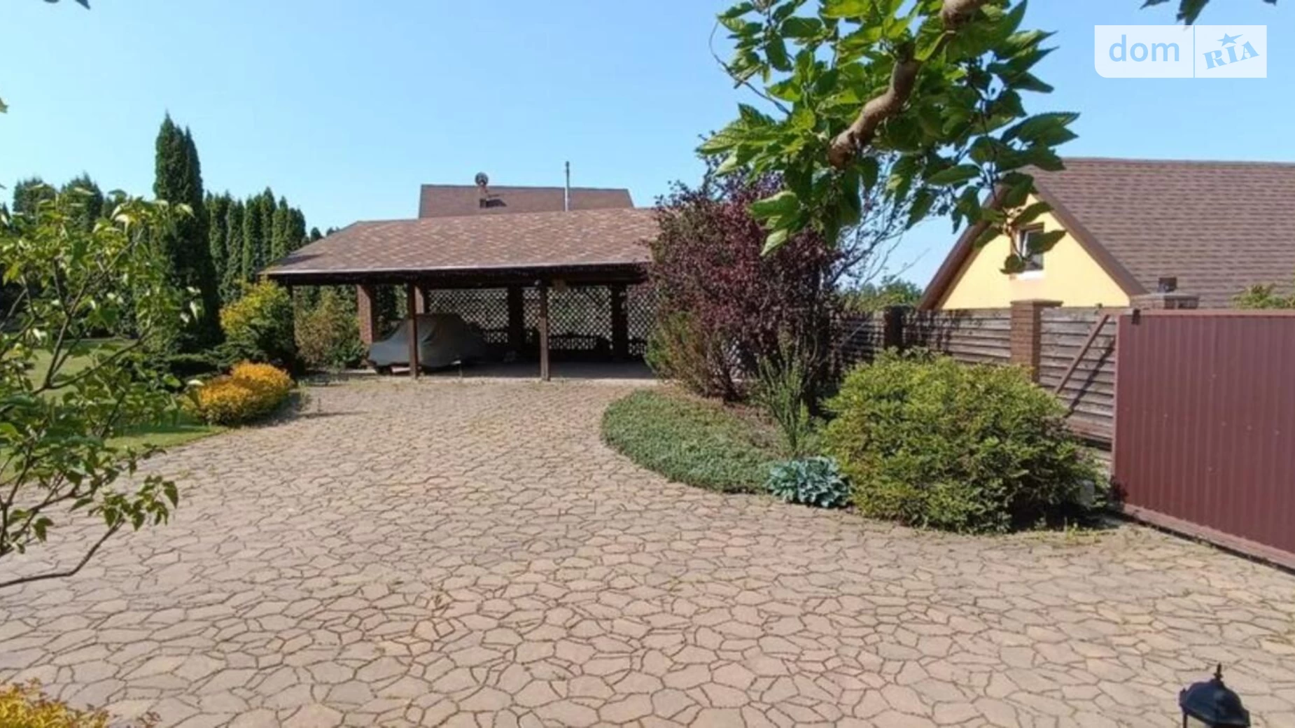Продается дом на 2 этажа 390 кв. м с камином, цена: 295000 $ - фото 3