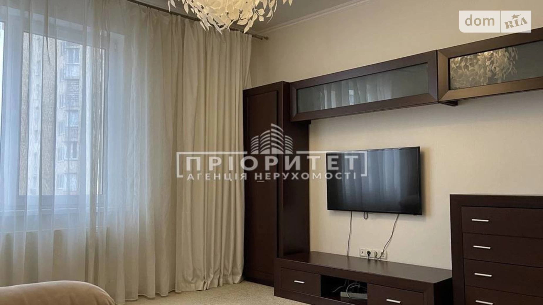 Продается 1-комнатная квартира 46.9 кв. м в Одессе, мас. Радужный - фото 3