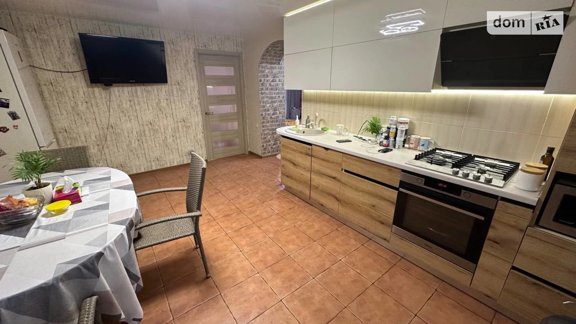 Продається одноповерховий будинок 78.2 кв. м з гаражем, цена: 85000 $ - фото 2