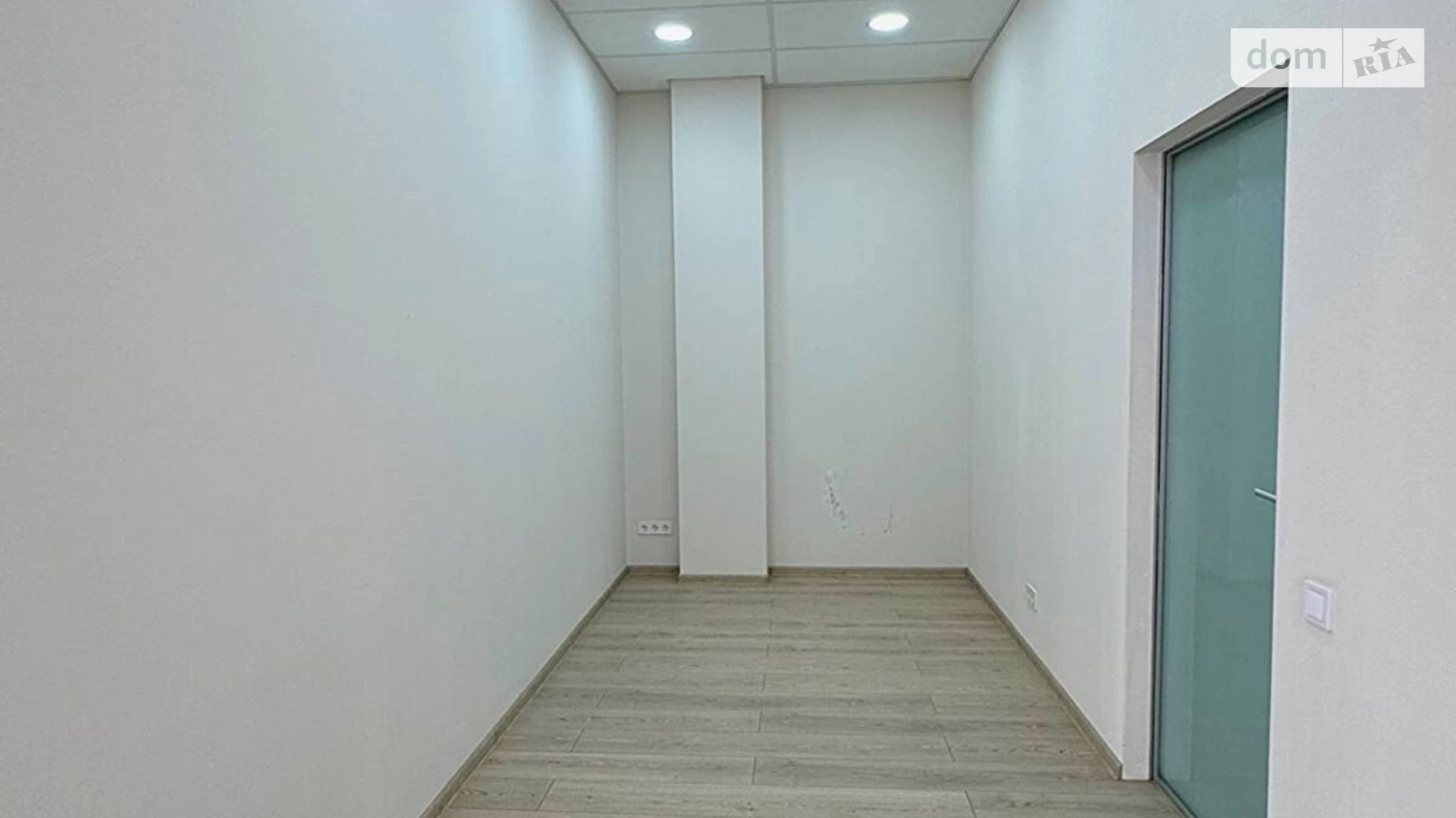 Здається в оренду офіс 150 кв. м в бізнес-центрі, цена: 1350 $ - фото 3