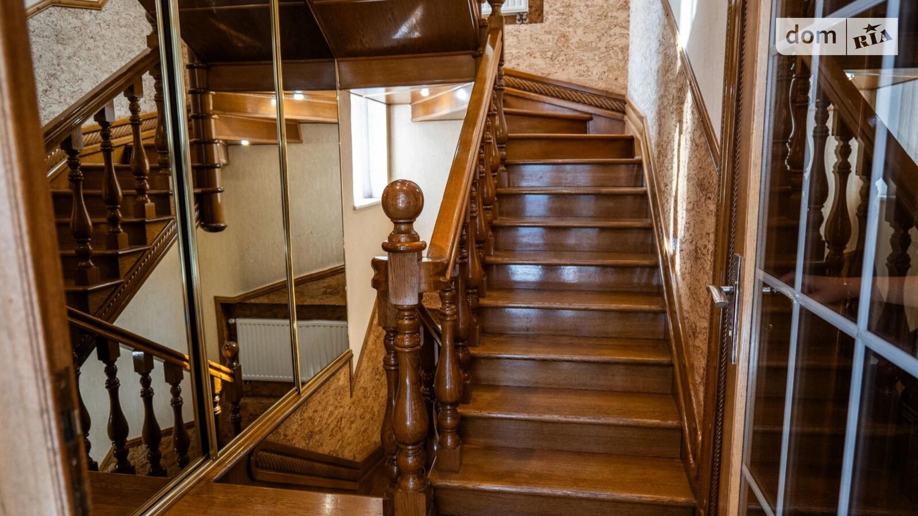 Продається будинок 3 поверховий 377 кв. м з верандою, цена: 350000 € - фото 4