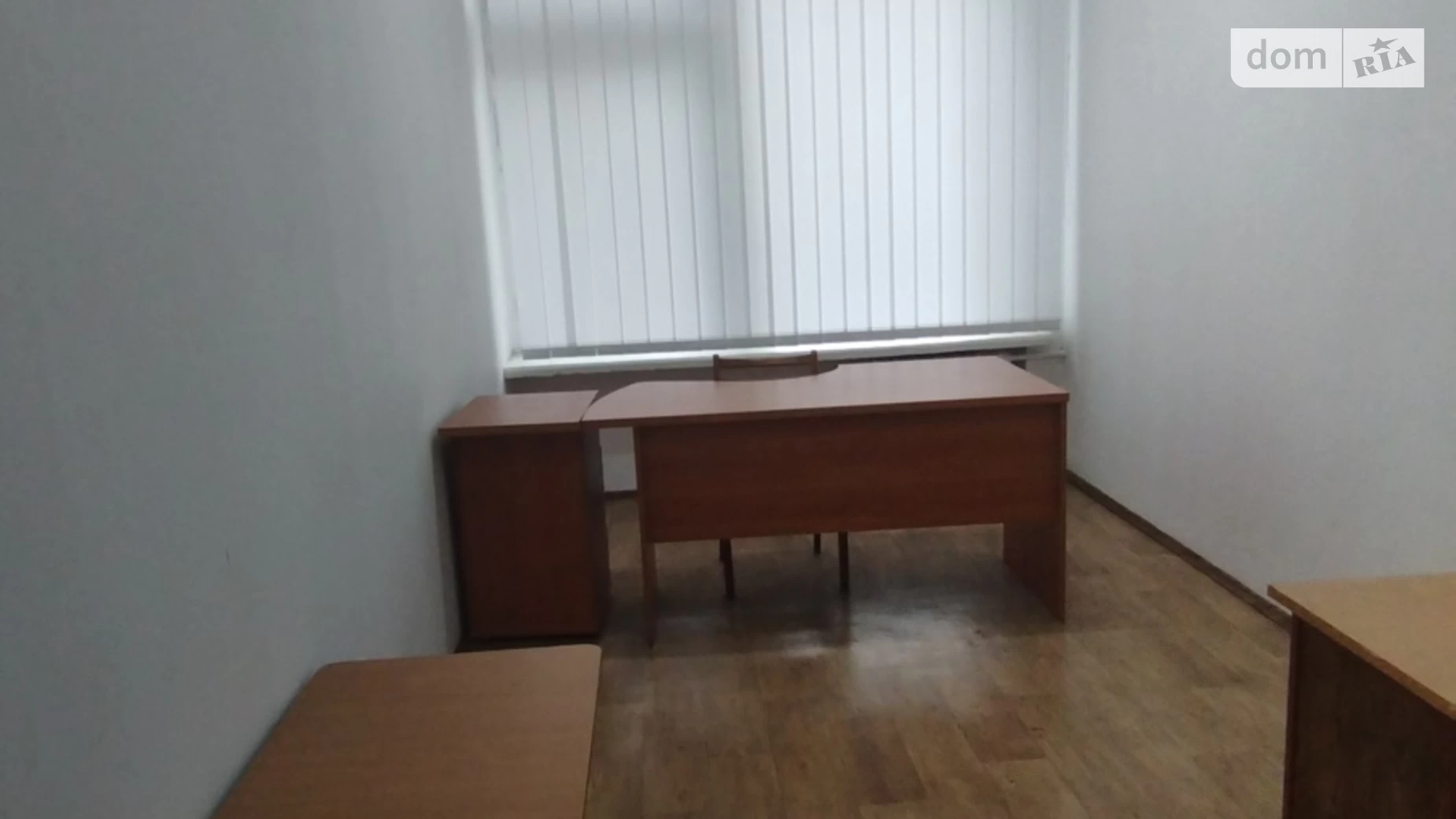Здається в оренду офіс 18 кв. м в бізнес-центрі, цена: 2800 грн - фото 2