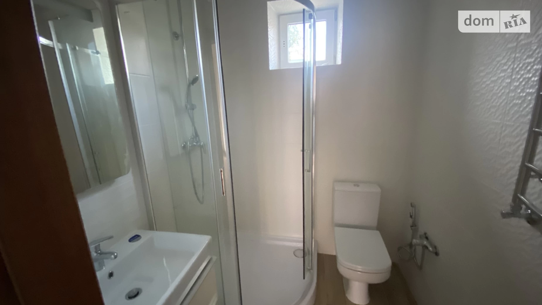 Продается дом на 2 этажа 110 кв. м с садом, цена: 155000 $ - фото 3