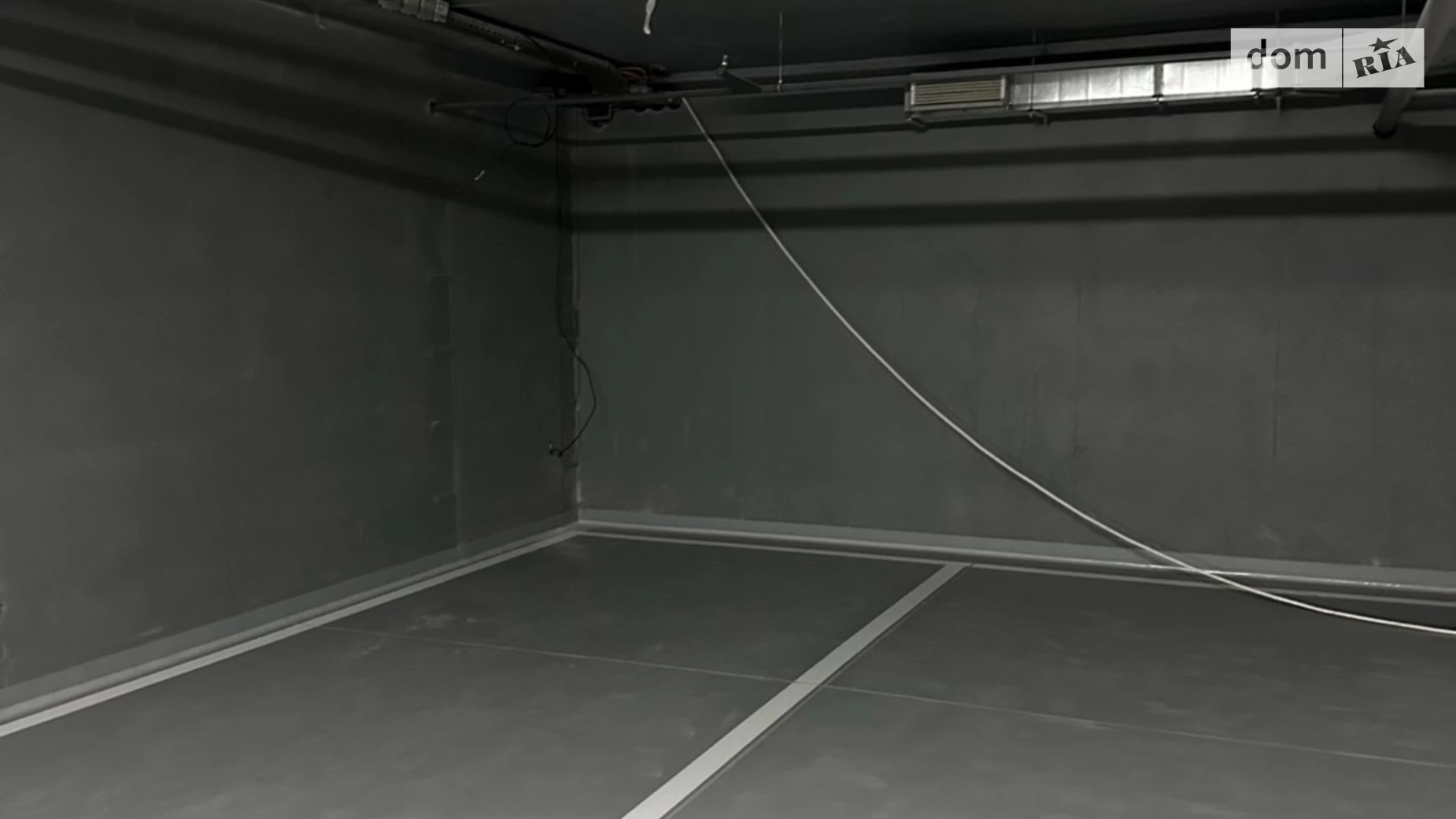 Продается подземный паркинг под легковое авто на 30 кв. м, цена: 28000 $ - фото 2