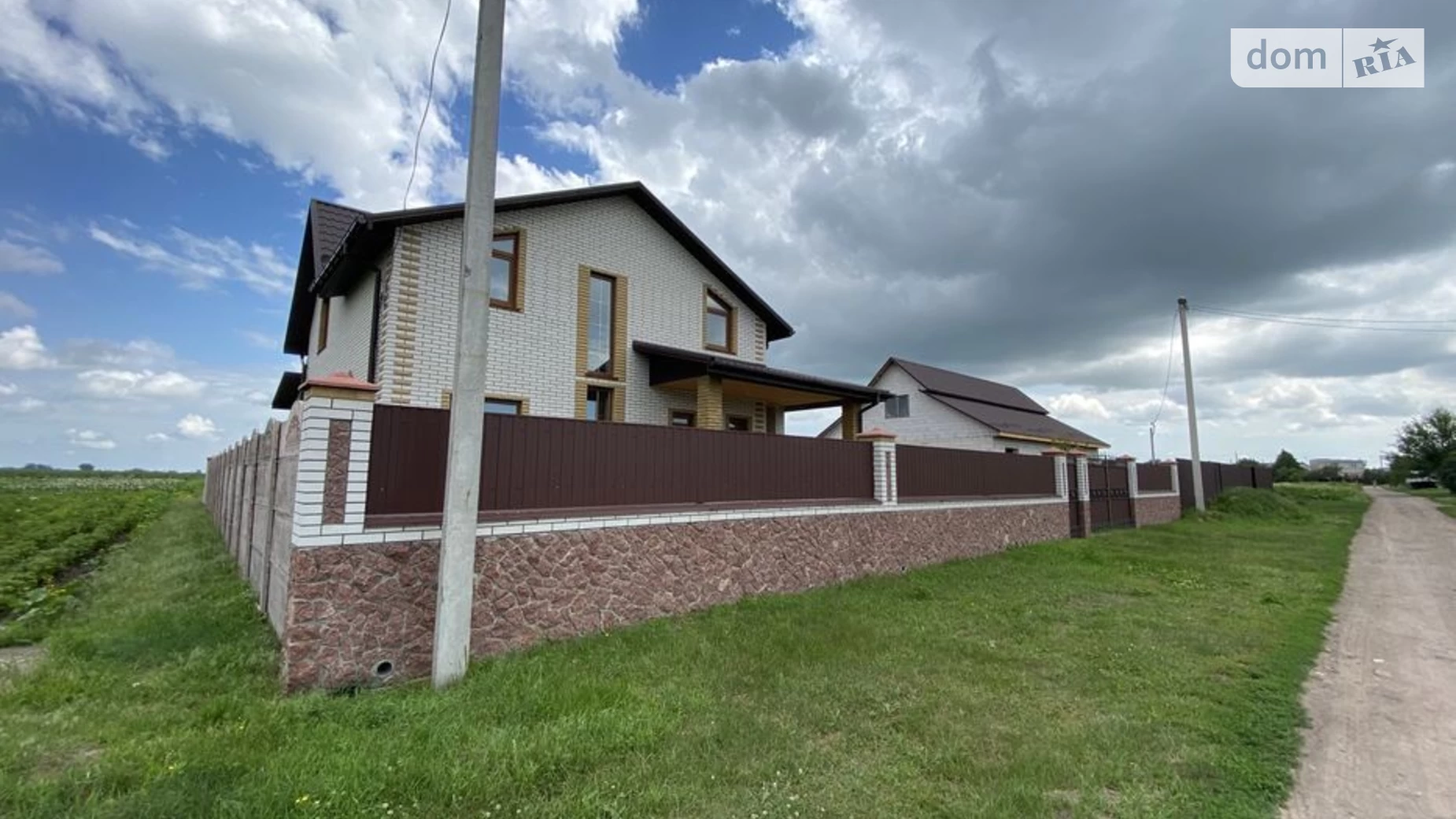 Продається будинок 2 поверховий 150 кв. м з гаражем, цена: 55000 $ - фото 2