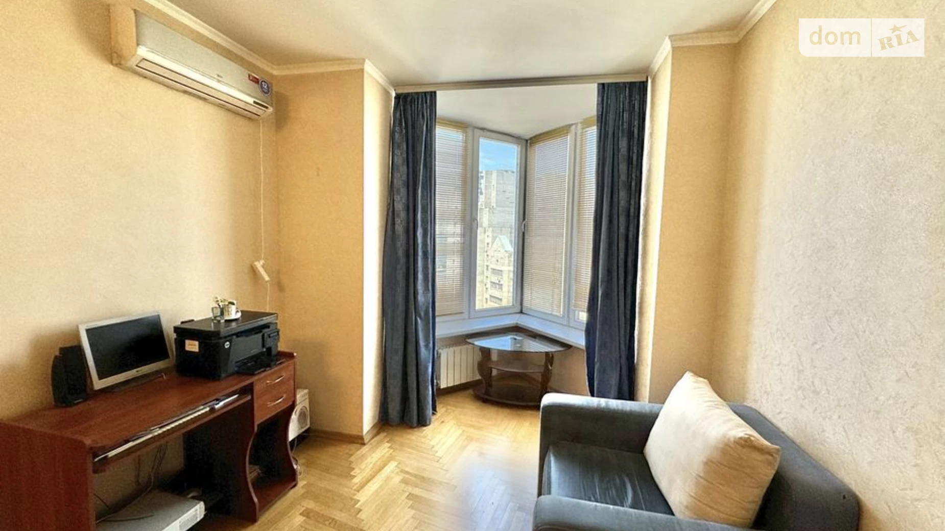 Продается 2-комнатная квартира 82 кв. м в Киеве, ул. Срибнокильская, 24 - фото 2