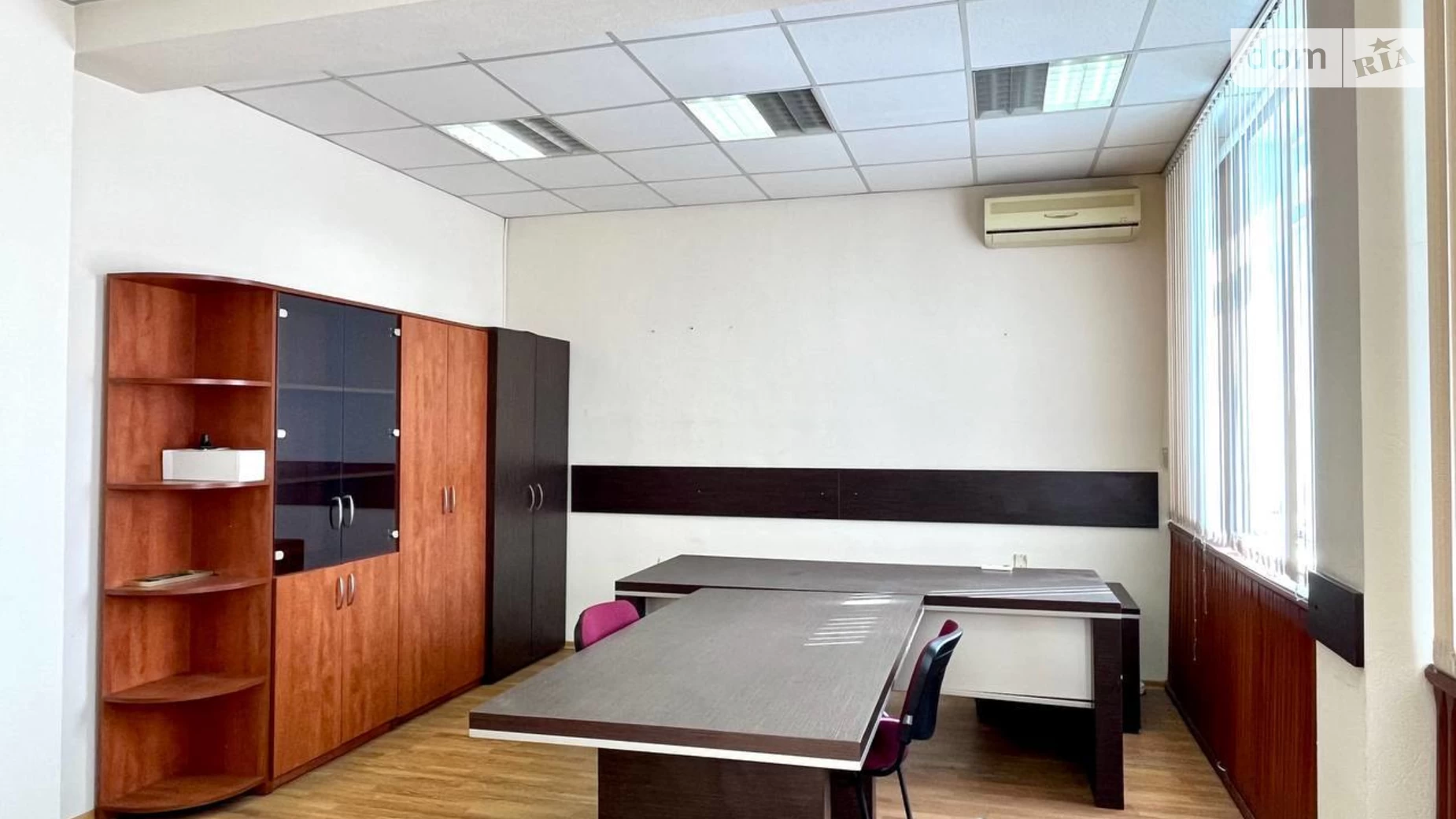 Здається в оренду офіс 30 кв. м в бізнес-центрі, цена: 5100 грн - фото 3