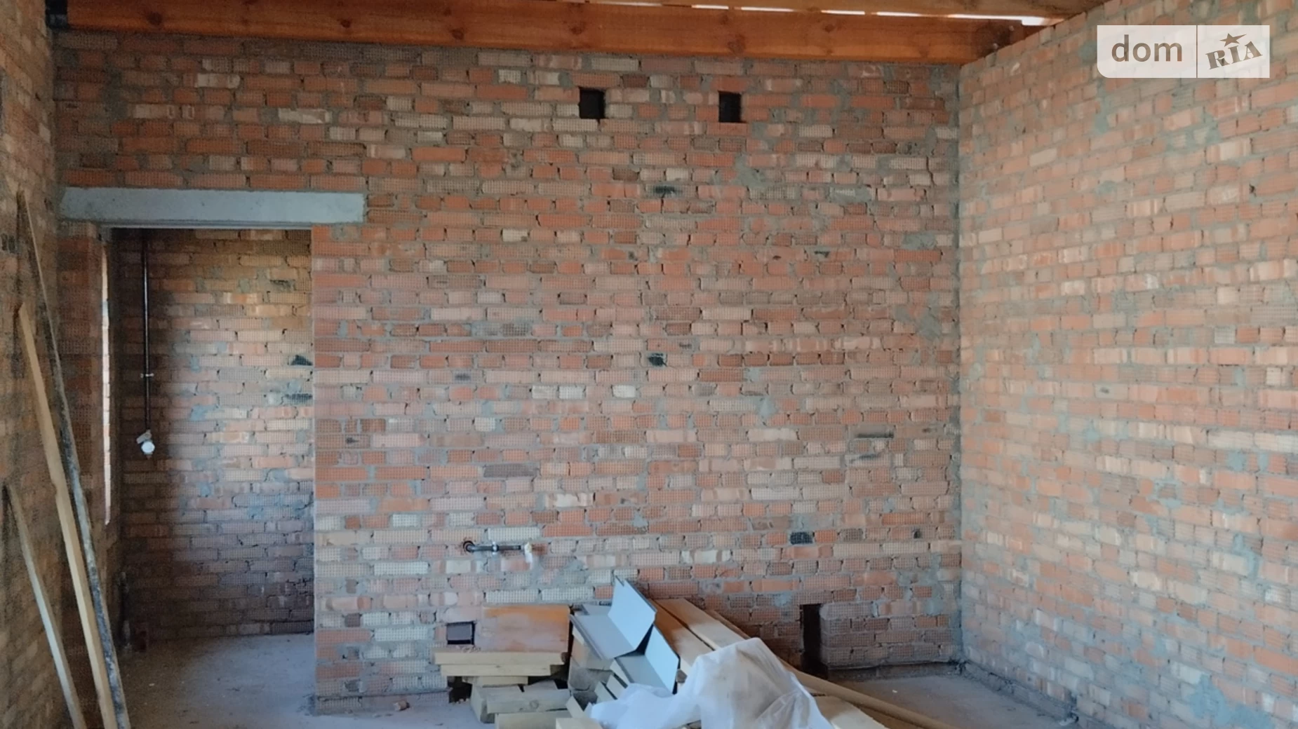 Продається одноповерховий будинок 130 кв. м з каміном, цена: 135000 $ - фото 3