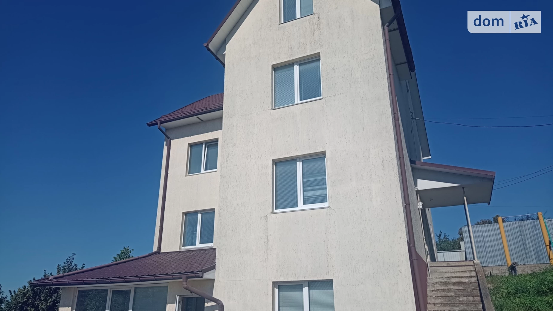 Продается дом на 4 этажа 220 кв. м с мебелью, цена: 132000 € - фото 2