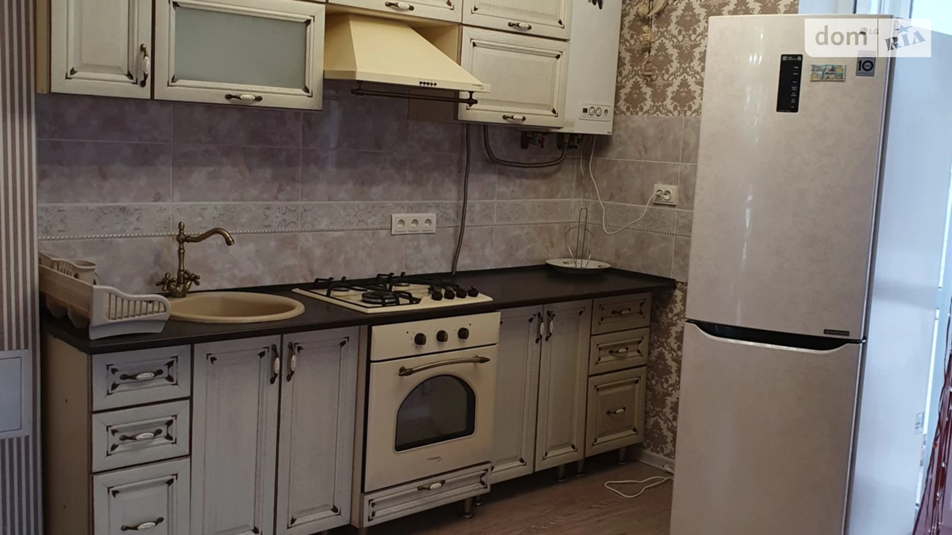 Сдается в аренду 1-комнатная квартира 60 кв. м в Ровно, ул. Черновола Вячеслава, 91Б - фото 2
